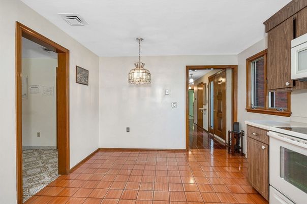Interior, Kitchen, Pendant Lights, Wood Texture Flooring