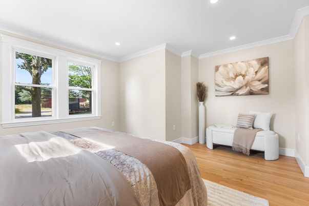 Bedroom, Interior, Recessed Lighting, Wood Texture Flooring