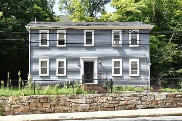 Exterior, Facade, Georgian
