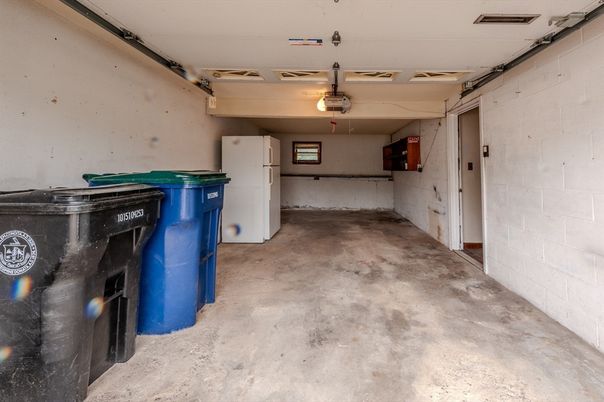 Garage, Interior, Stone Walls