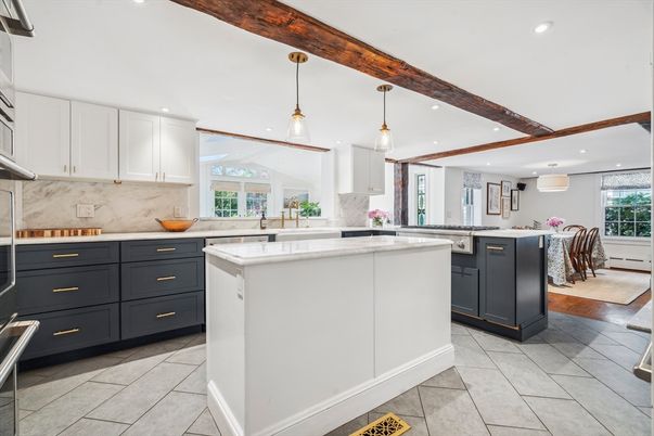Interior, Kitchen, Pendant Lights, Recessed Lighting, Wooden Beams
