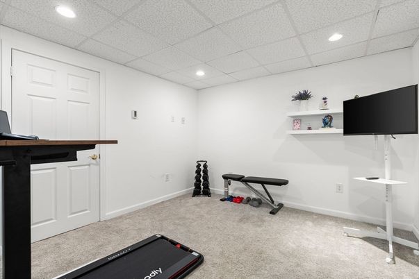 Fitness Equipment, Interior, Recessed Lighting