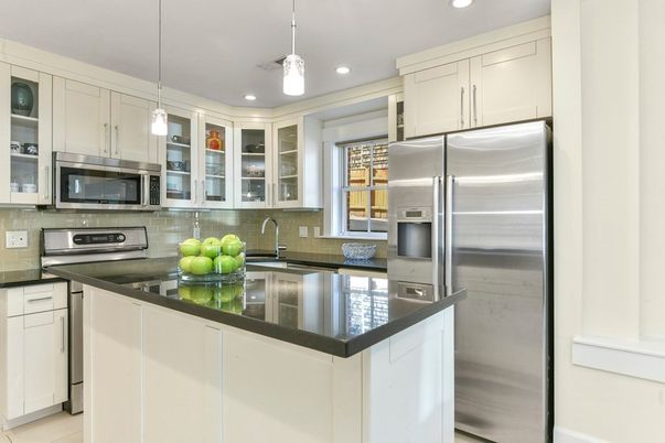 Interior, Kitchen, Pendant Lights, Recessed Lighting, Stainless Steel Appliances