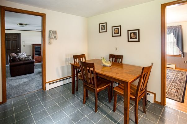 Dining room, Interior