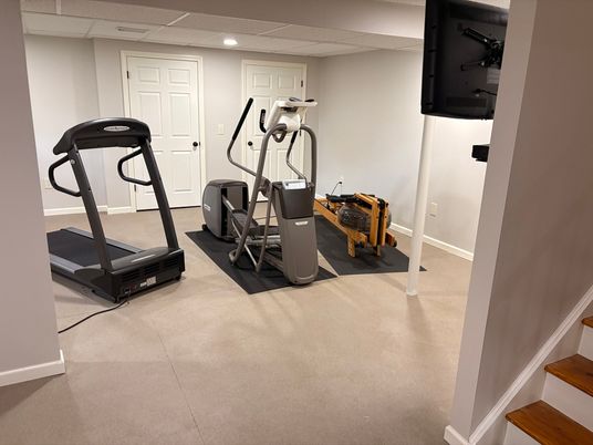 Fitness Equipment, Interior, Recessed Lighting