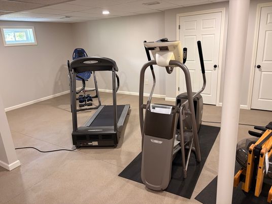 Fitness Equipment, Interior, Recessed Lighting