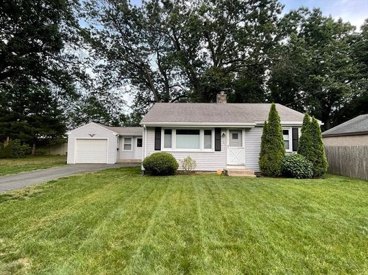Backyard, Detached Garage, Exterior