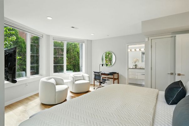 Bedroom, Home Office, Interior, Recessed Lighting, Wood Texture Flooring