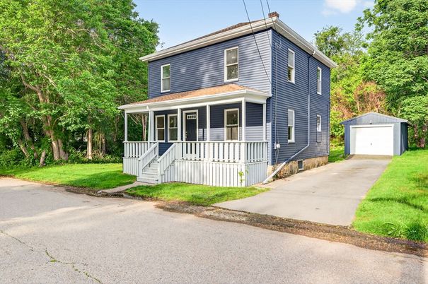 Backyard, Detached Garage, Exterior, Facade, American Foursquare