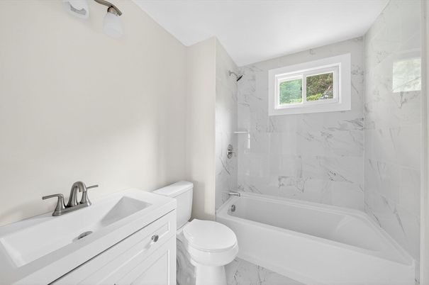 Bathroom, Interior, Marble, Marble Walls