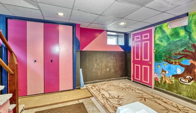 Empty room, Interior, Recessed Lighting