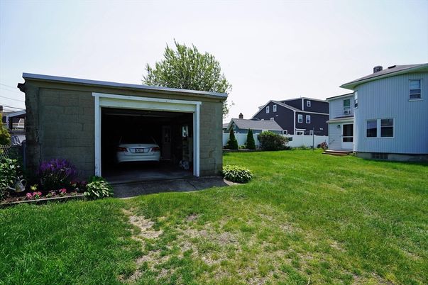 Backyard, Detached Garage, Exterior