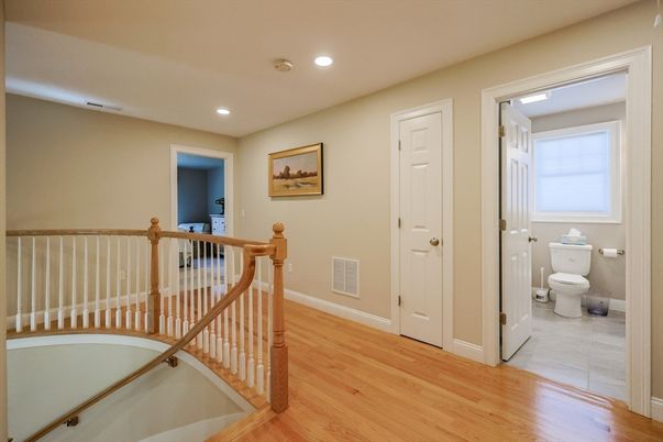 Bathroom, Interior, Recessed Lighting, Wood Texture Flooring
