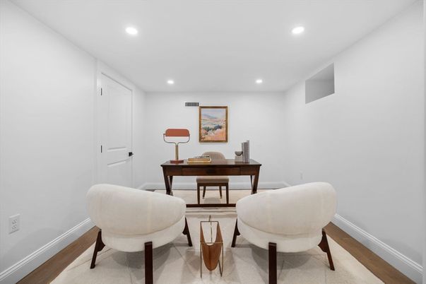 Home Office, Interior, Recessed Lighting, Wood Texture Flooring