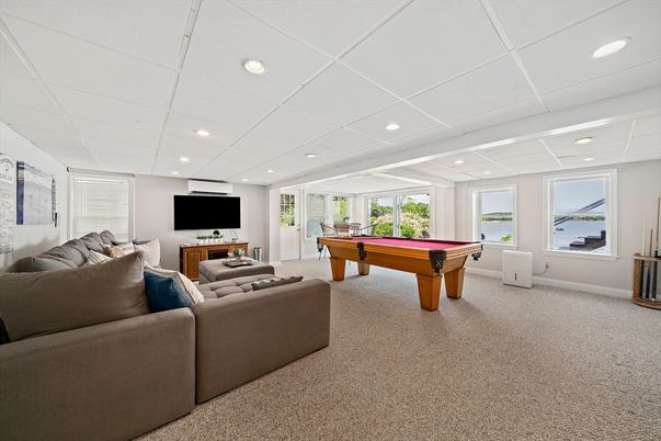 Billiard Table, Game Room, Interior, Living room, Recessed Lighting