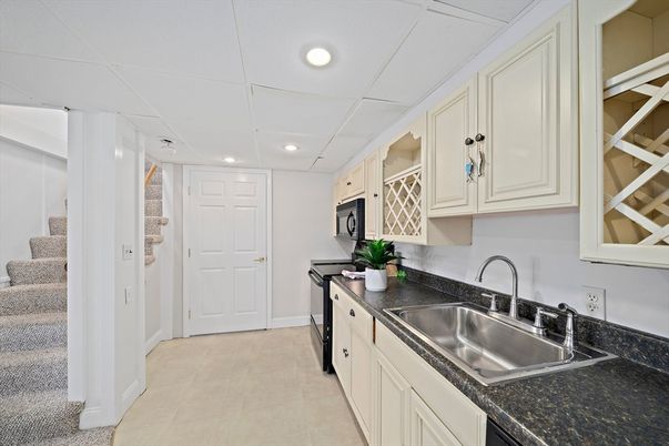 Interior, Kitchen, Recessed Lighting