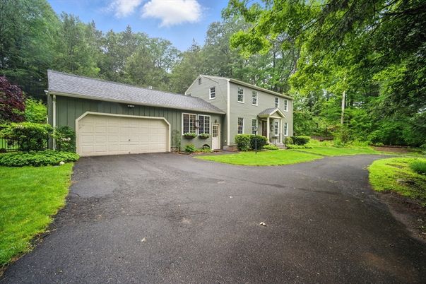 Attached, Backyard, Exterior, Facade, Georgian