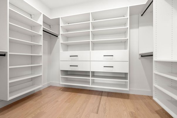 Interior, Walk-in Closets, Wood Texture Flooring
