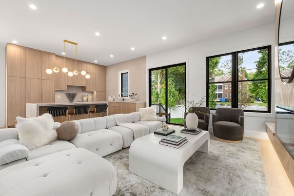 Interior, Living room, Pendant Lights, Recessed Lighting