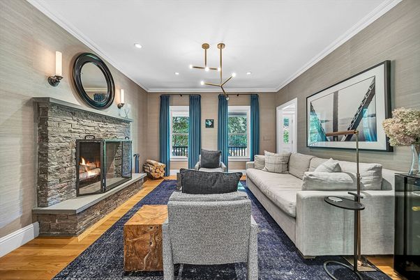 Fireplace, Interior, Living room, Pendant Lights, Recessed Lighting, Wood Texture Flooring