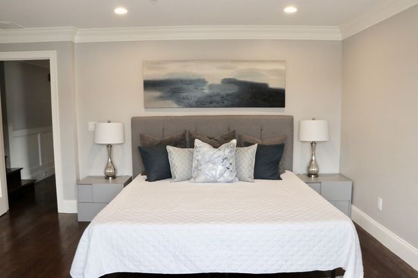 Bedroom, Interior, Recessed Lighting, Wood Texture Flooring