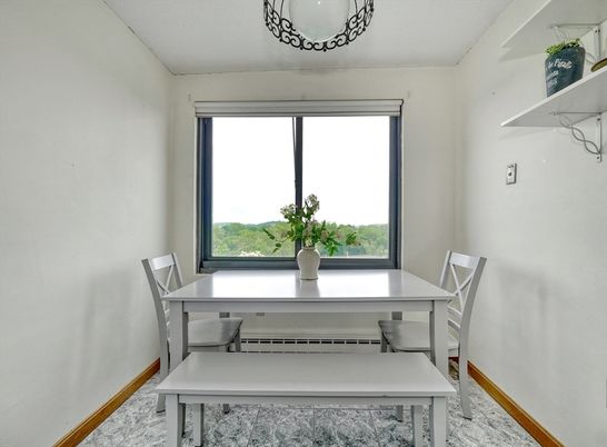 Dining room, Interior