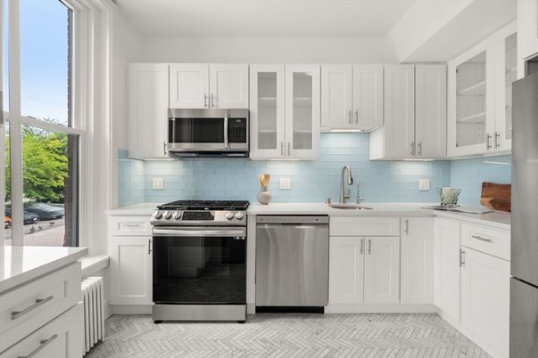 Interior, Kitchen, Stainless Steel Appliances