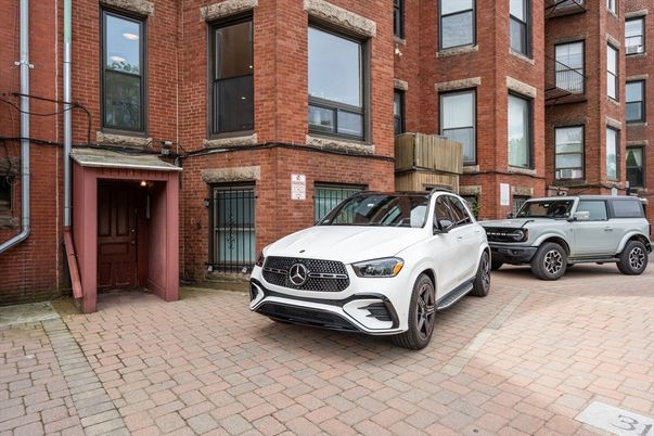 Exterior, Facade, Brick Facade, Rowhouse