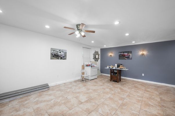 Interior, Recessed Lighting
