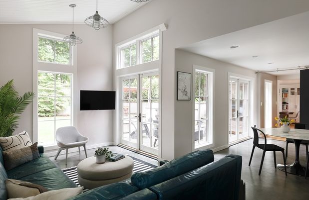 Dining room, Interior, Living room, Pendant Lights