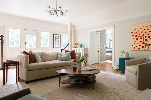 Interior, Living room, Pendant Lights, Wood Texture Flooring