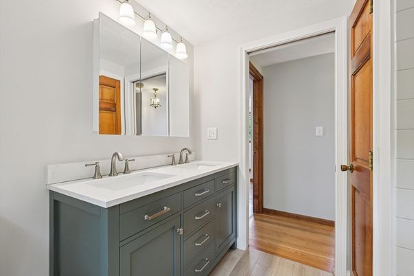 Bathroom, Dual Sink Vanities, Interior, Wood Texture Flooring