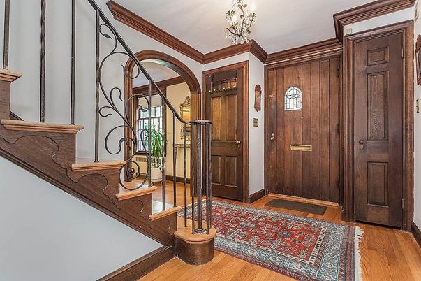 Chandelier, Interior, Wood Texture Flooring