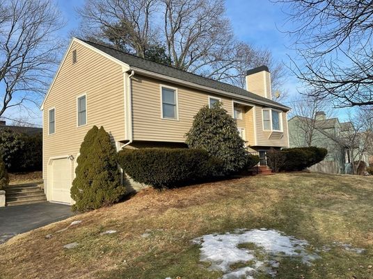 Attached, Exterior, Facade, Raised Ranch