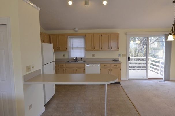Interior, Kitchen, Pendant Lights, Recessed Lighting