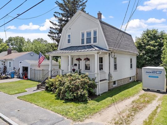 Detached Garage, Exterior, Facade, Queen Anne Victorian