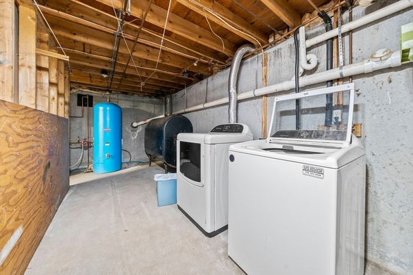 Interior, Washer, Wooden Beams, Wooden Ceilings