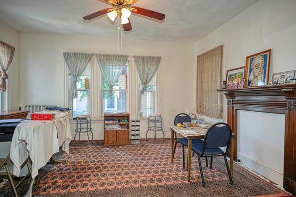 Dining room, Fireplace, Interior
