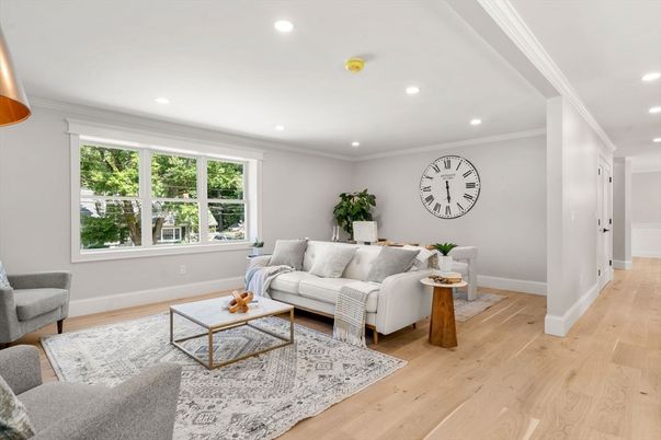 Interior, Living room, Recessed Lighting, Wood Texture Flooring