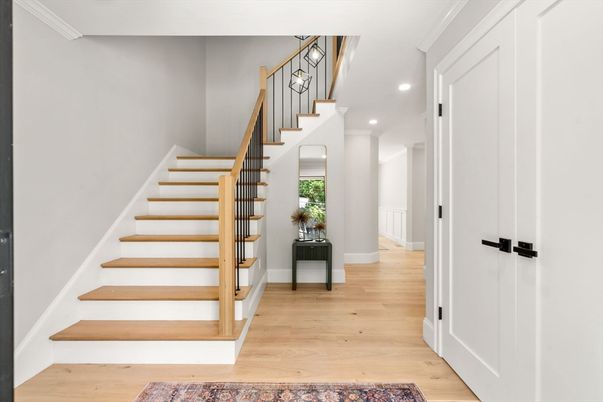 Interior, Pendant Lights, Recessed Lighting, Wood Texture Flooring