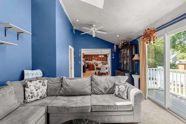 Dining room, Interior, Living room, Recessed Lighting
