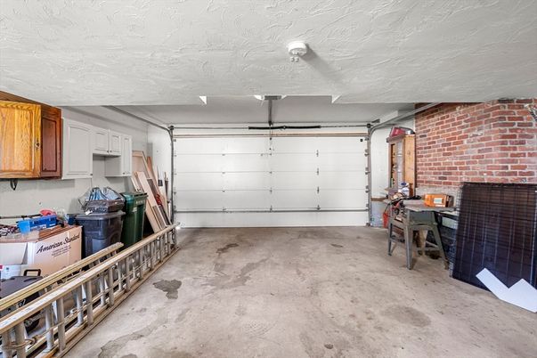 Garage, Interior, Stone Walls