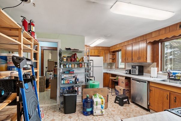 Interior, Kitchen, Stainless Steel Appliances