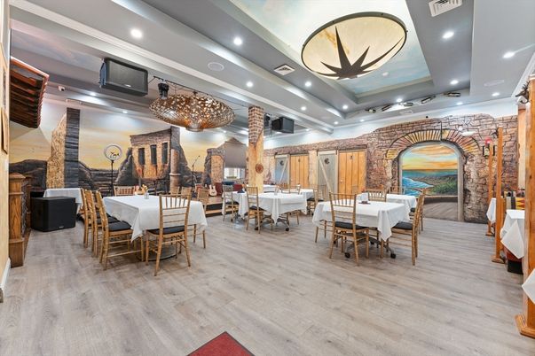 Dining room, Interior, Recessed Lighting, Stone Walls, Wood Texture Flooring