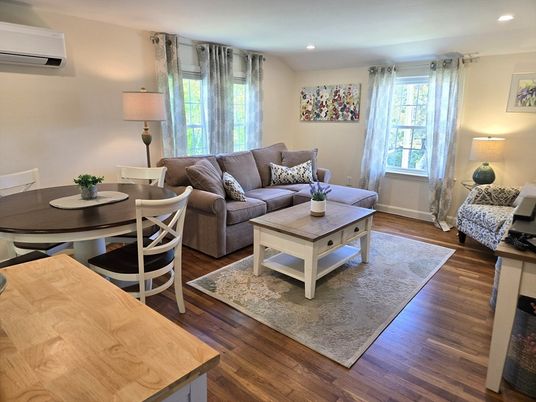 Dining room, Interior, Living room, Recessed Lighting, Wood Texture Flooring