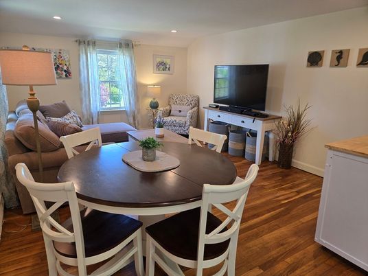 Dining room, Interior, Living room, Recessed Lighting, Wood Texture Flooring