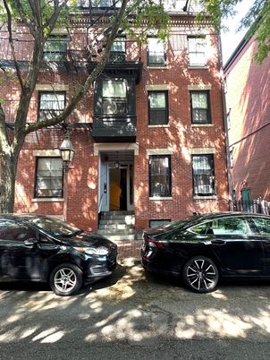 Exterior, Facade, Brick Facade, Rowhouse