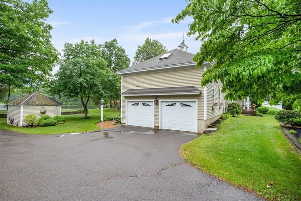 Backyard, Detached Garage, Exterior