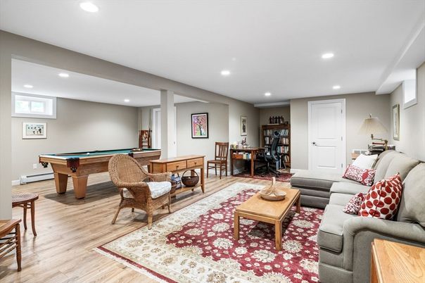 Billiard Table, Game Room, Interior, Living room, Recessed Lighting, Wood Texture Flooring