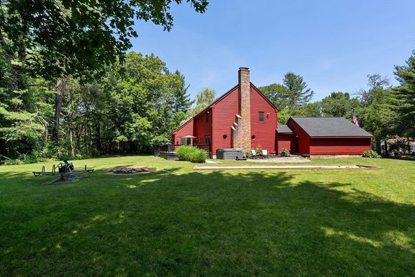 Backyard, Detached Garage, Exterior